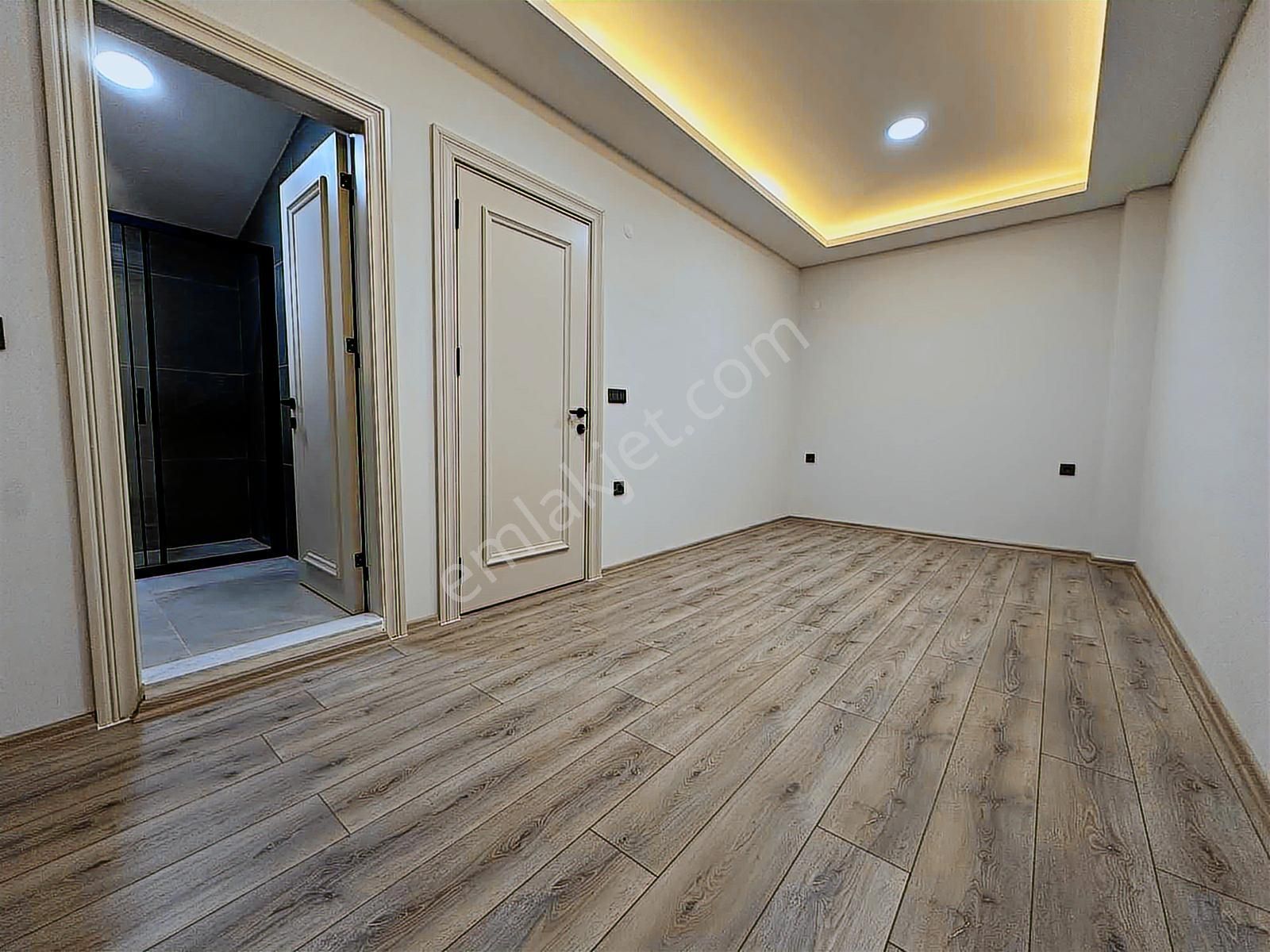 Qzen Gayrimenkulden Müstakil Bahçeli 4+1 Villa - Görsel 24