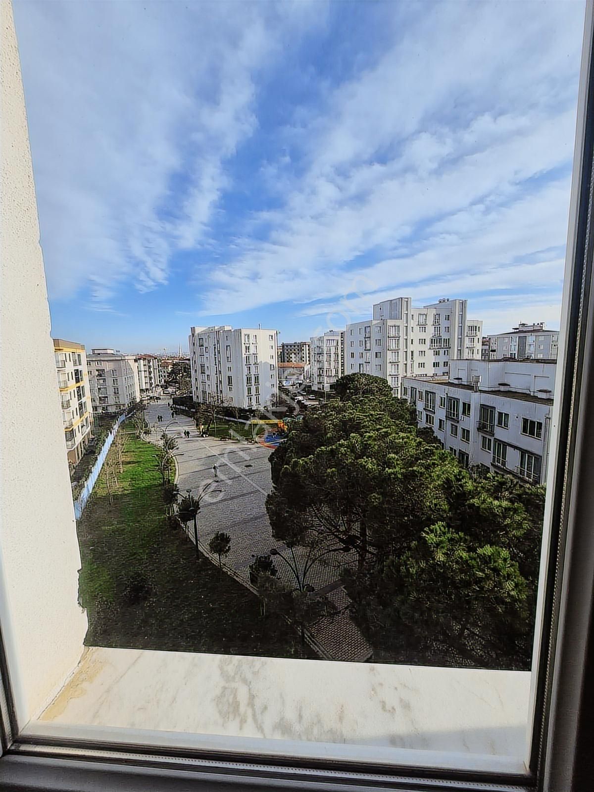 Kurtköy Merkezde Harika Konumda 3+1 Satılık Daire - Görsel 7