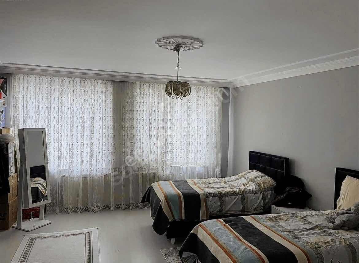 Akram'dan Bağlarbaşı Merke'de 3+1 Daire - Görsel 9