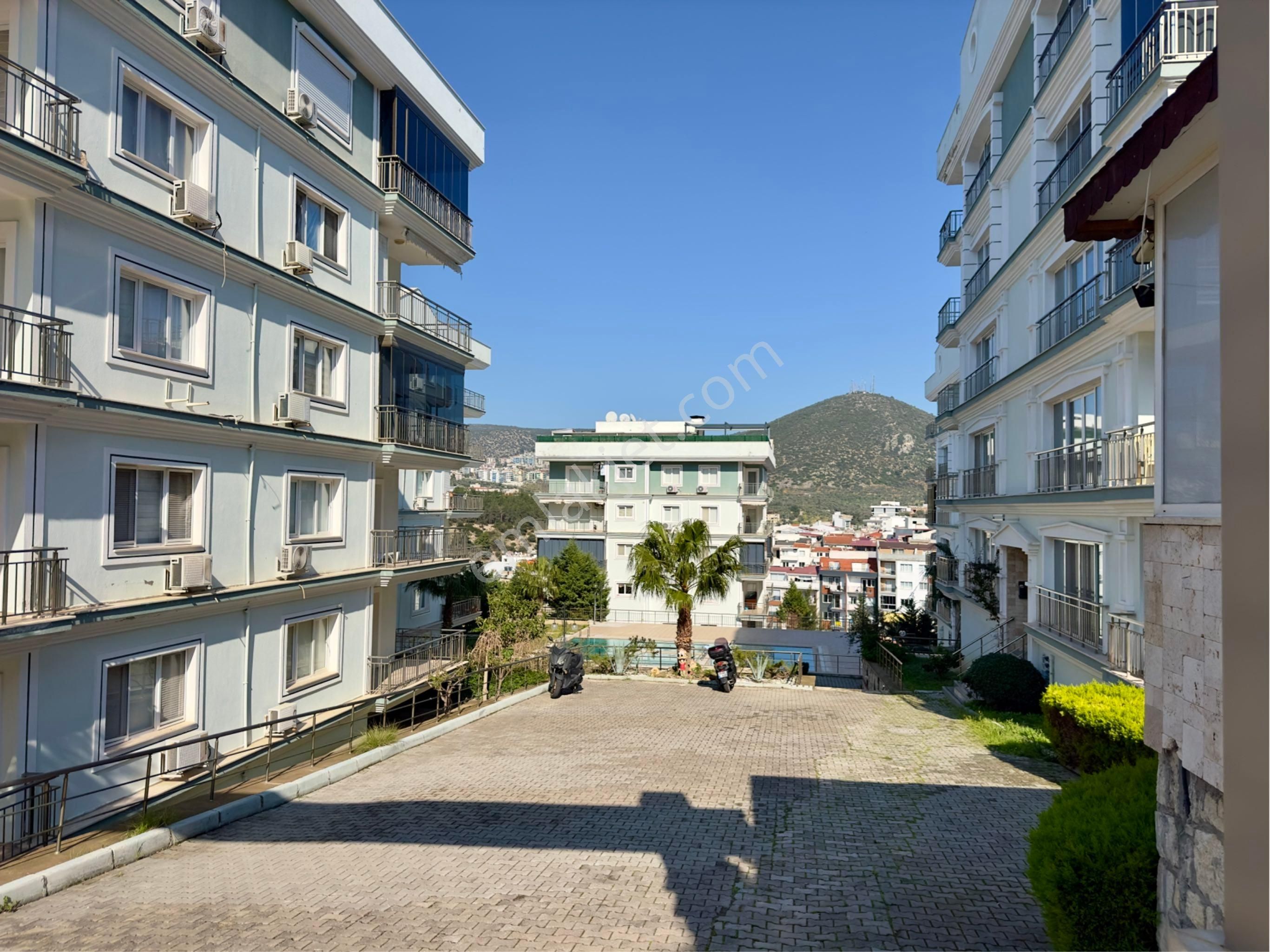 Kuşadası Satılık İkiçeşmelik Mahallesinde 3+1 Daire - Görsel 32