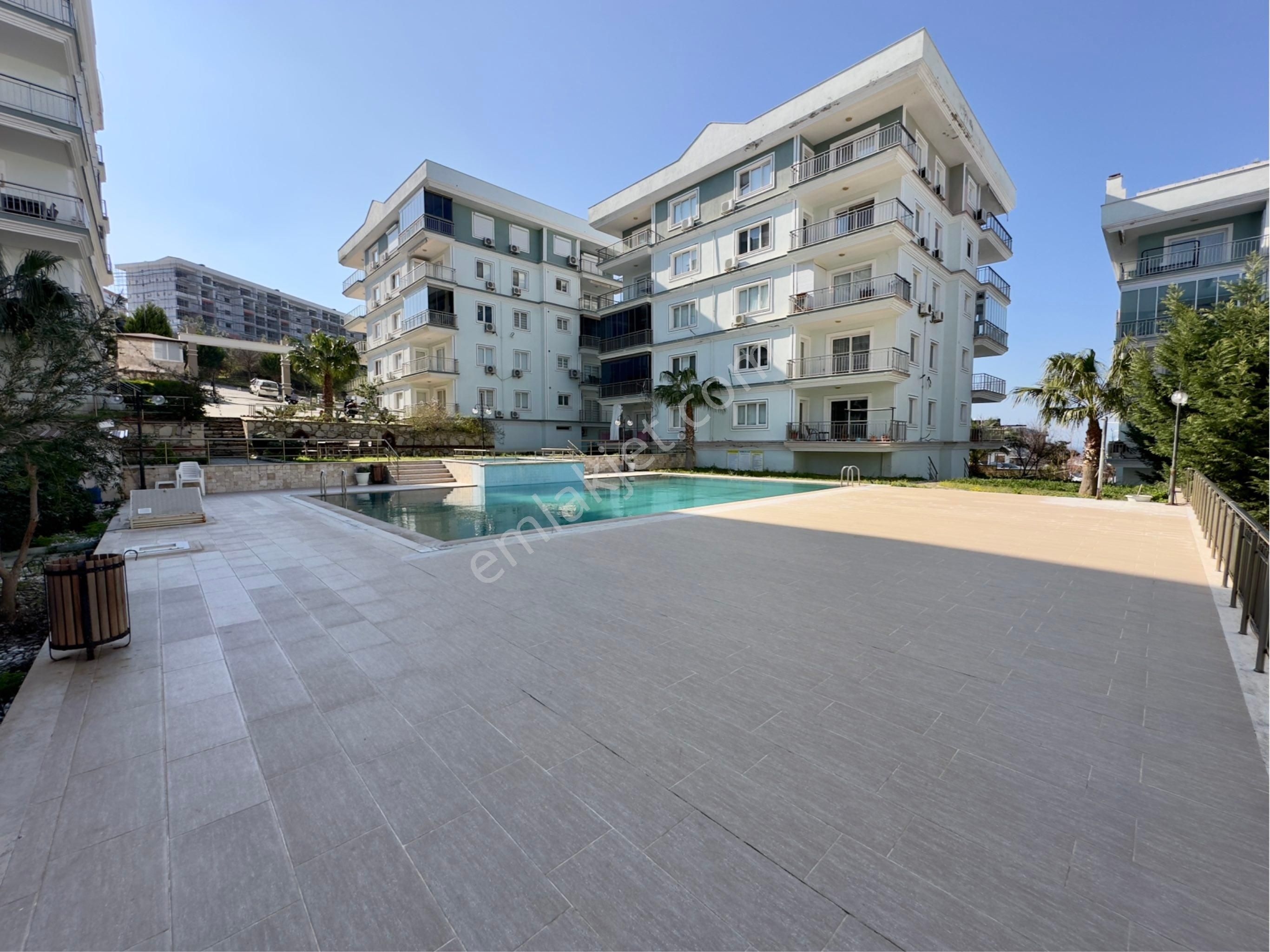 Kuşadası Satılık İkiçeşmelik Mahallesinde 3+1 Daire - Görsel 30