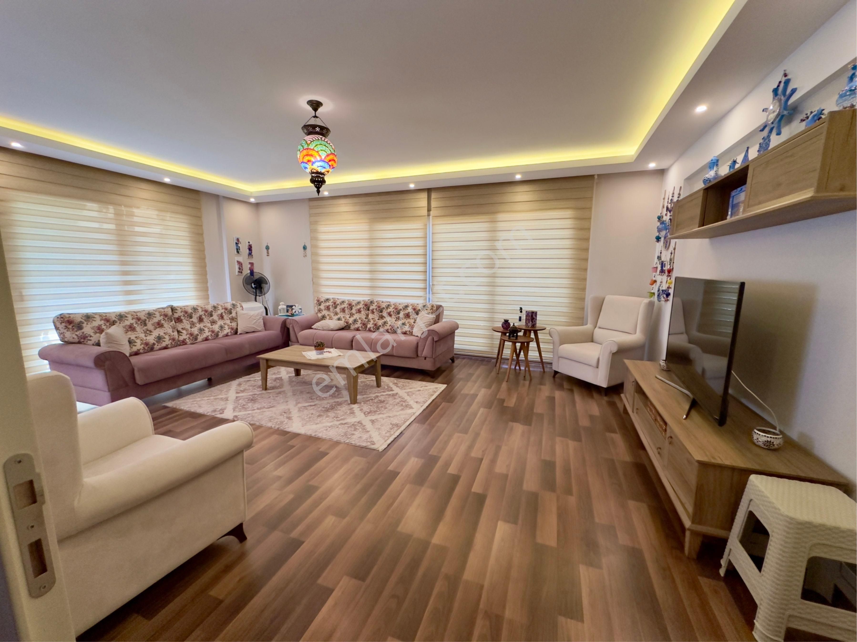 Kuşadası Satılık İkiçeşmelik Mahallesinde 3+1 Daire - Görsel 22