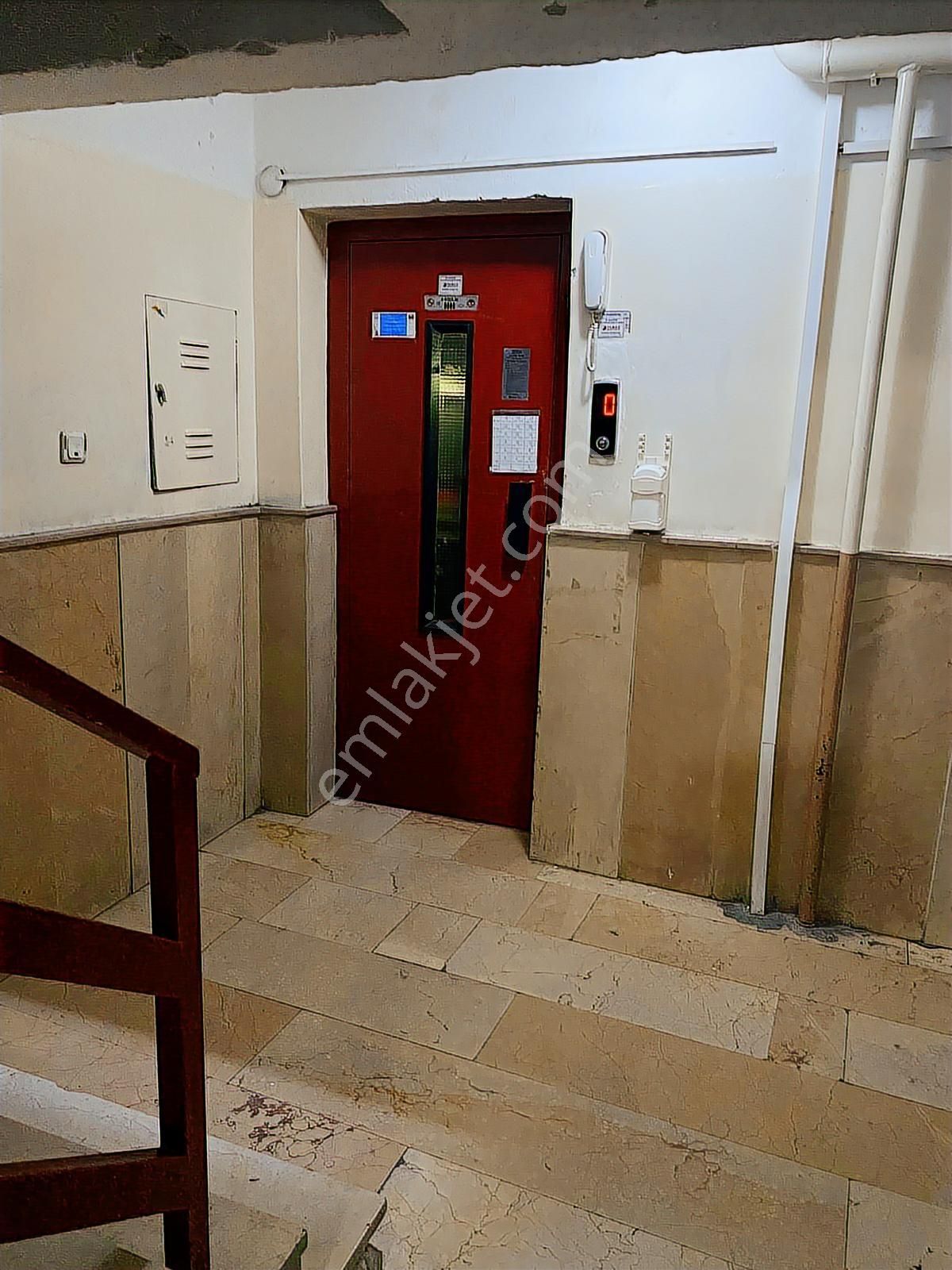 Demetevler 6.cad. Asansörlü,otoparklı,öncephe 3+1 Kiralık Daire - Görsel 15