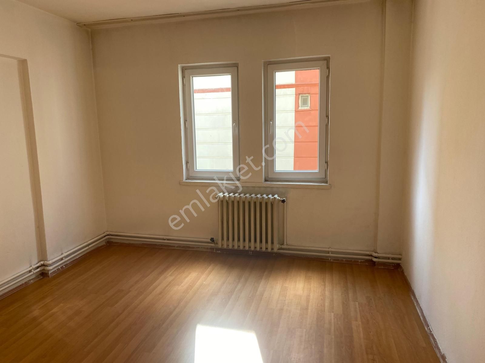 Demetevler 6.cad. Asansörlü,otoparklı,öncephe 3+1 Kiralık Daire - Görsel 6