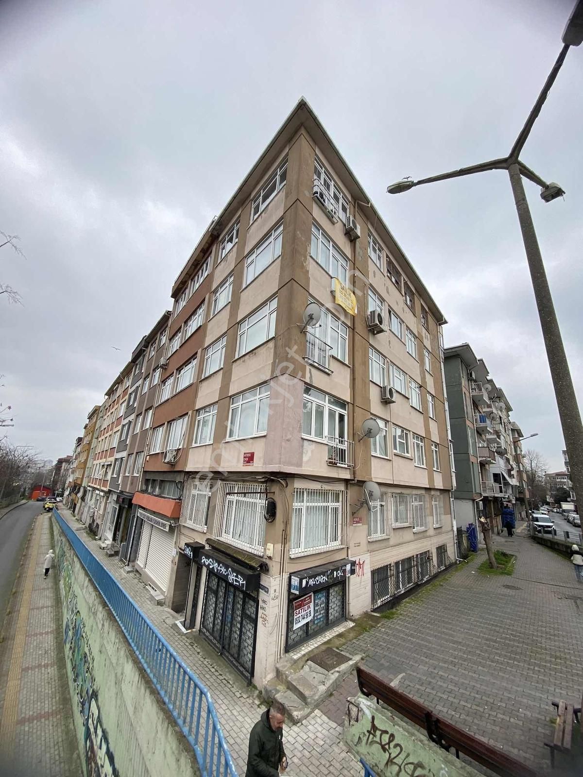 Ali Topal 3+1de Çevirme 2+1 110m Bakırköy Satılık Daire Ferah - Görsel 35