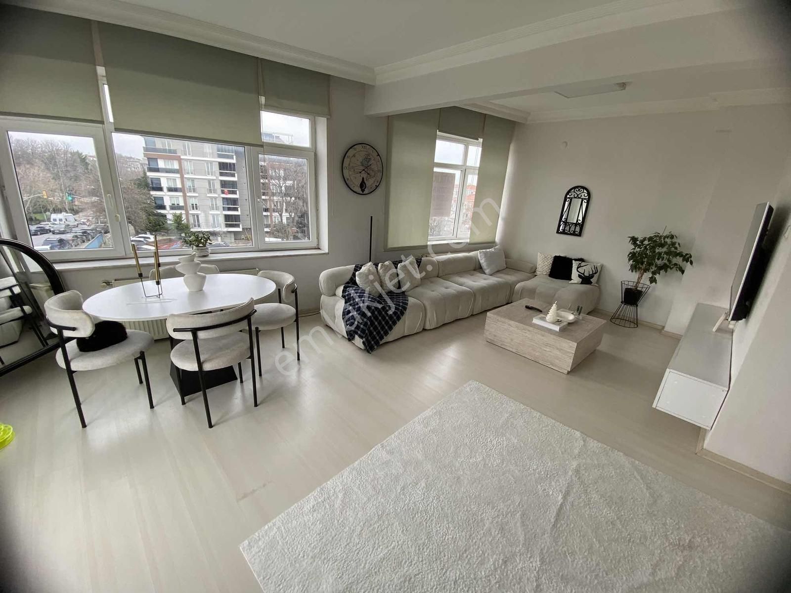 Ali Topal 3+1de Çevirme 2+1 110m Bakırköy Satılık Daire Ferah