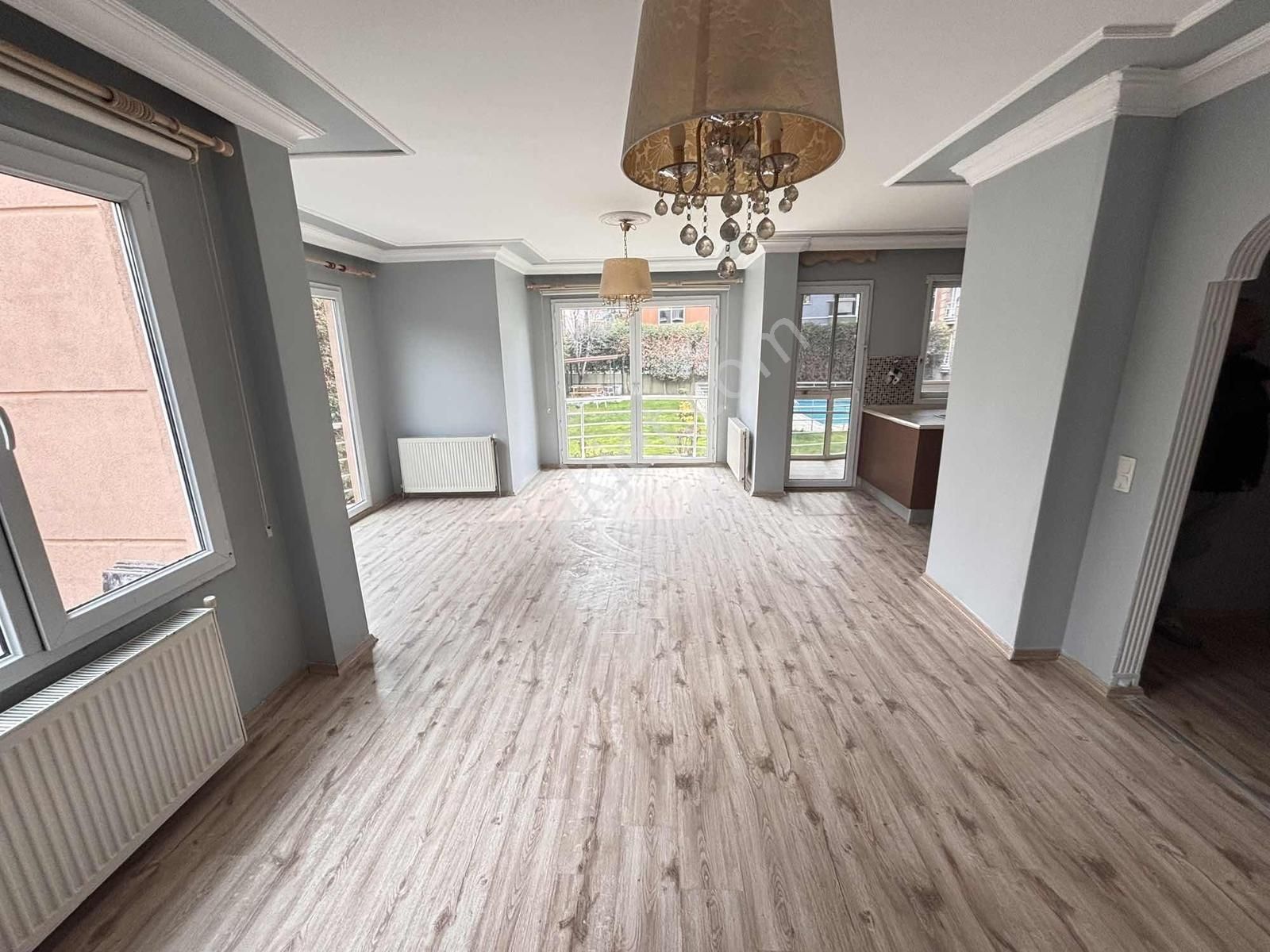 Tuzla Merkezde Havuzlu Site İçinde 4+1 Satılık Ters Dubleks - Görsel 7