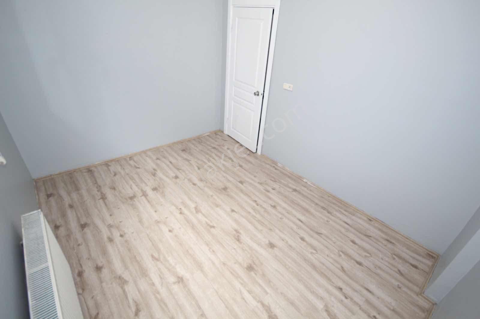 Tuzla Merkezde Havuzlu Site İçinde 4+1 Satılık Ters Dubleks - Görsel 5