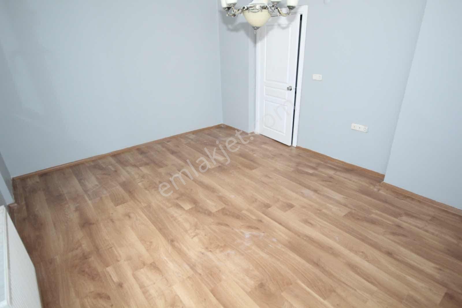 Tuzla Merkezde Havuzlu Site İçinde 4+1 Satılık Ters Dubleks - Görsel 9