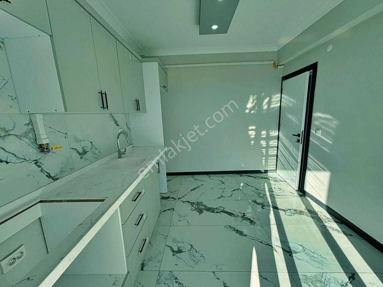 Uytundan Burhaniye Bademalanında Yerden Isıtmalı Arakat 2+1daire - Görsel 19