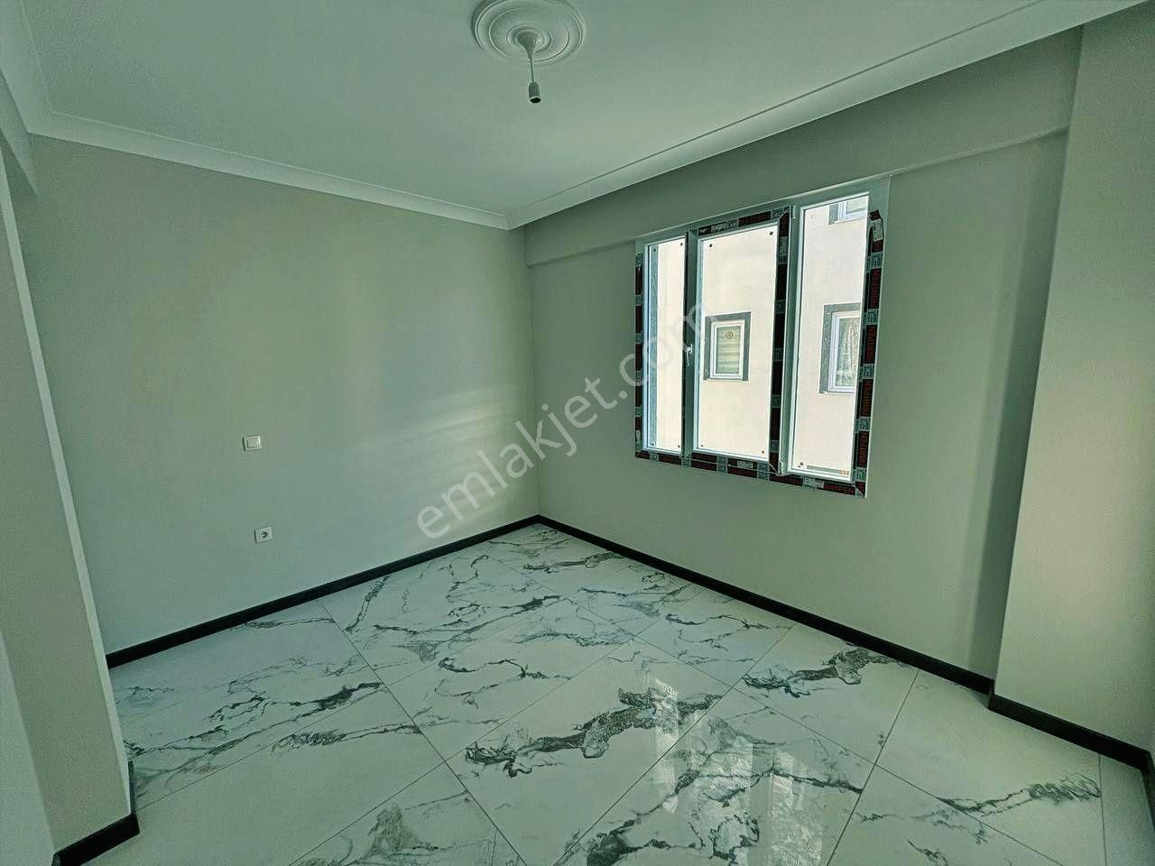 Uytundan Burhaniye Bademalanında Yerden Isıtmalı Arakat 2+1daire - Görsel 13