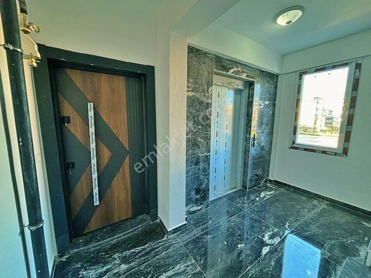 Uytundan Burhaniye Bademalanında Yerden Isıtmalı Arakat 2+1daire - Görsel 10