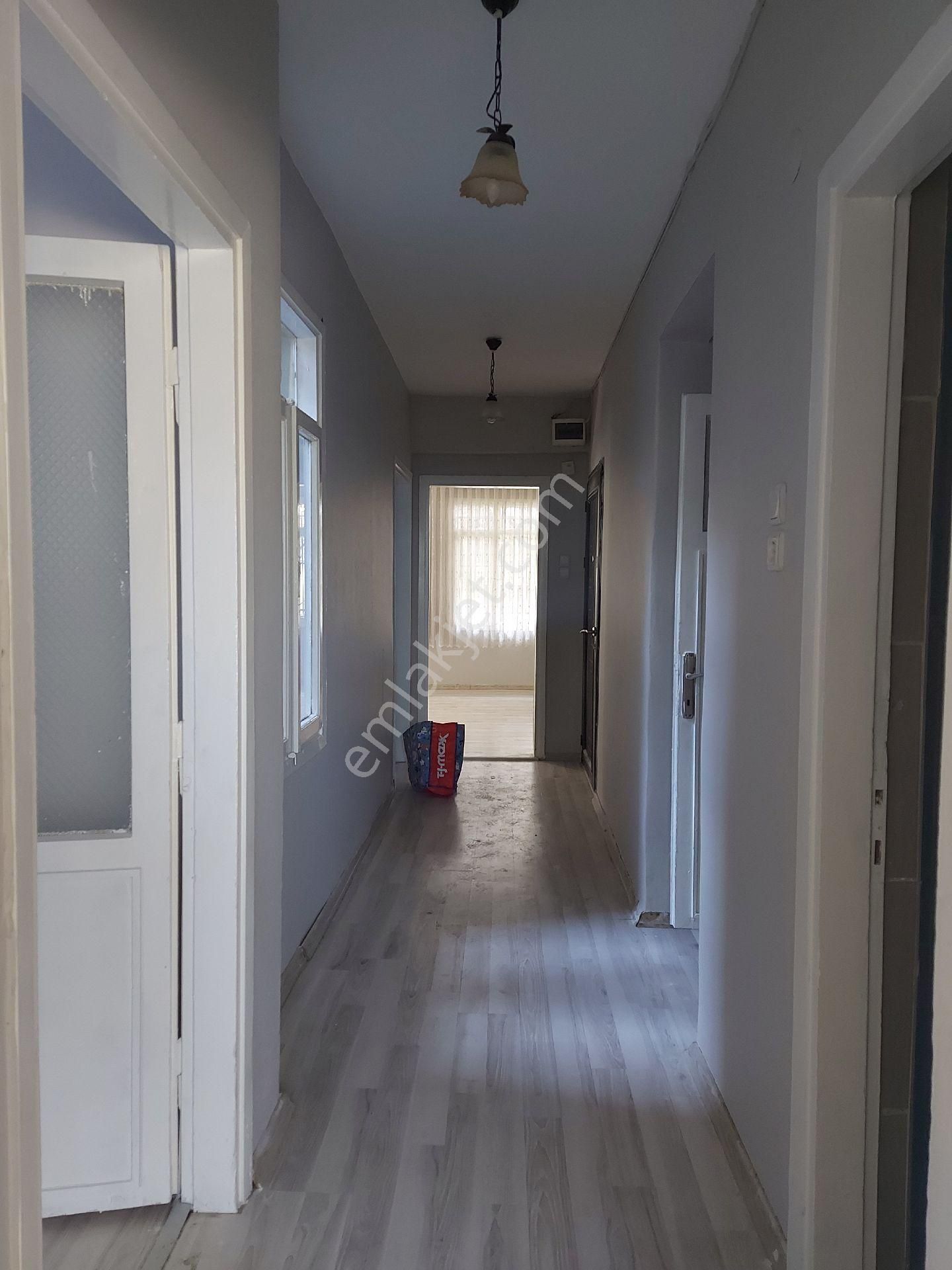 Karabağlar Muammer Akar’da Park İçinde, Bahçeli Müstakil Tadında 2+1 Daire - Görsel 24