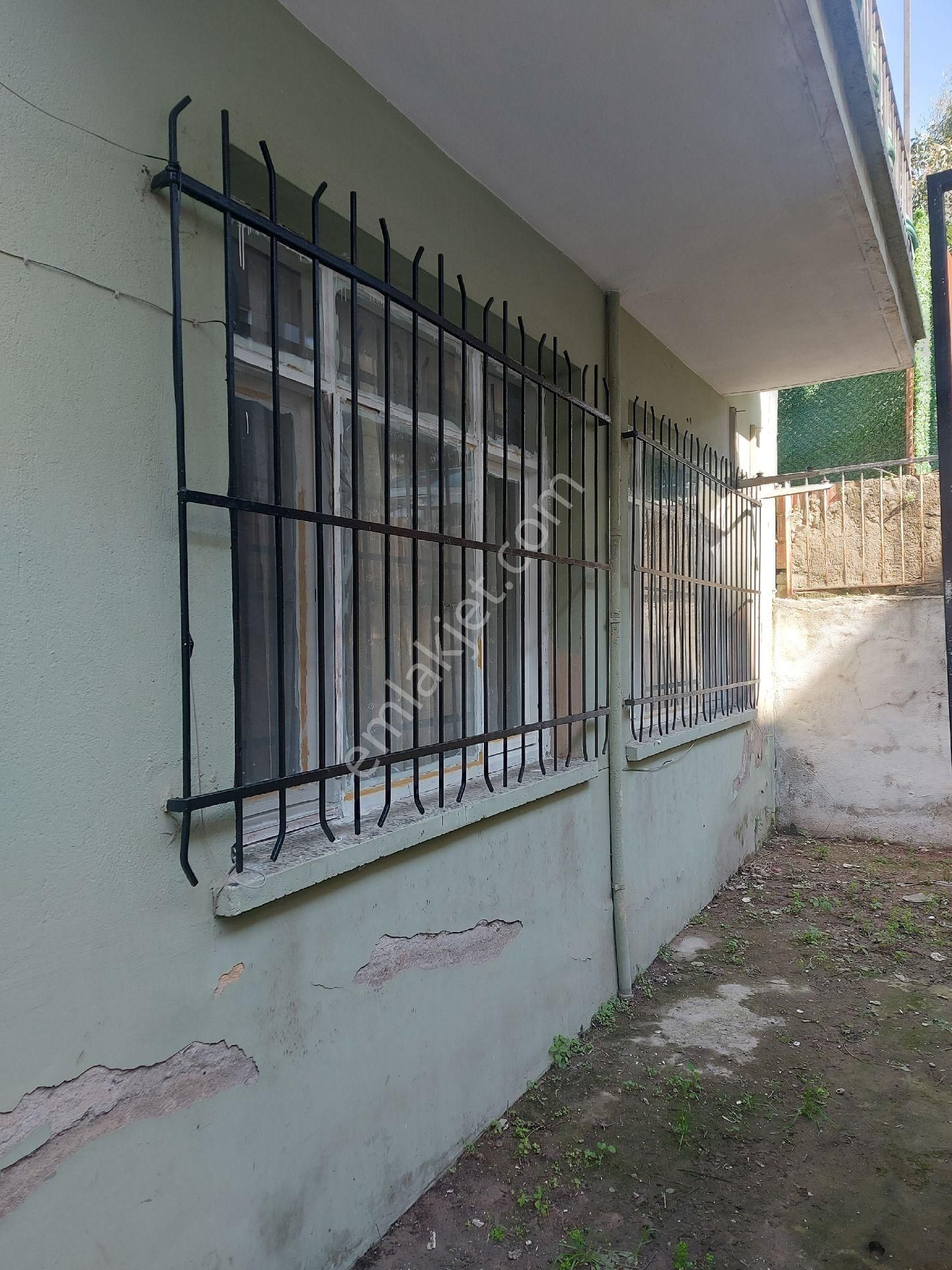 Karabağlar Muammer Akar’da Park İçinde, Bahçeli Müstakil Tadında 2+1 Daire - Görsel 7