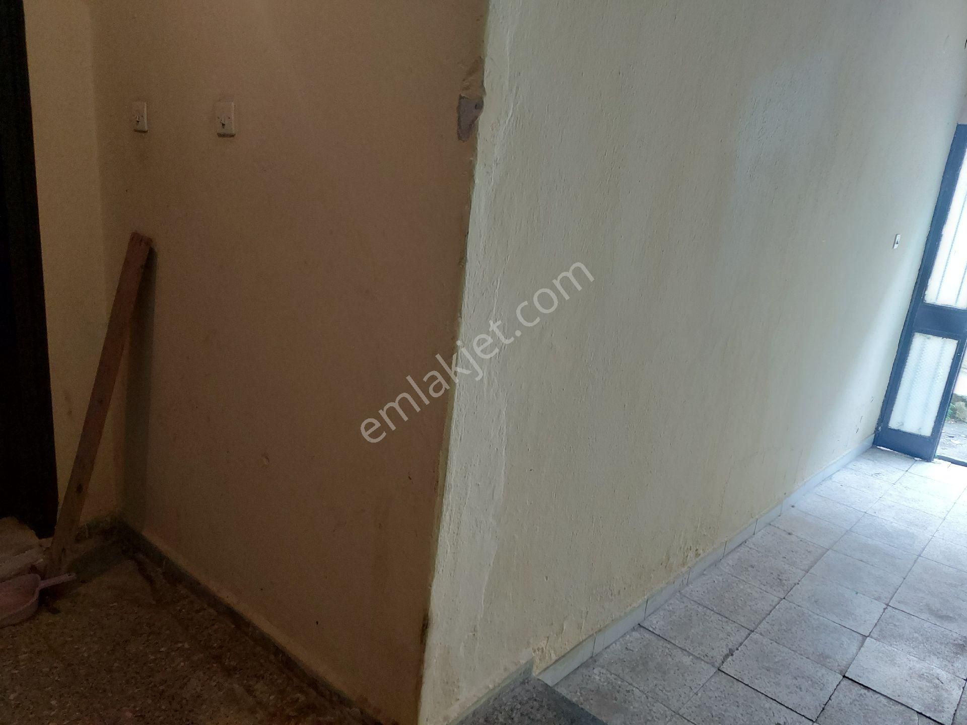 Karabağlar Muammer Akar’da Park İçinde, Bahçeli Müstakil Tadında 2+1 Daire - Görsel 8