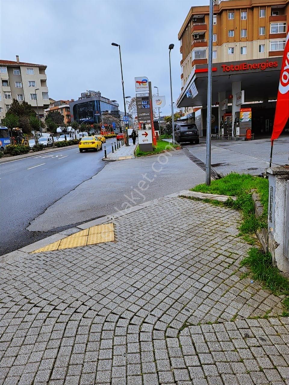 Libadiye Caddesi Üzerinde Satılık Dükkan - Görsel 10