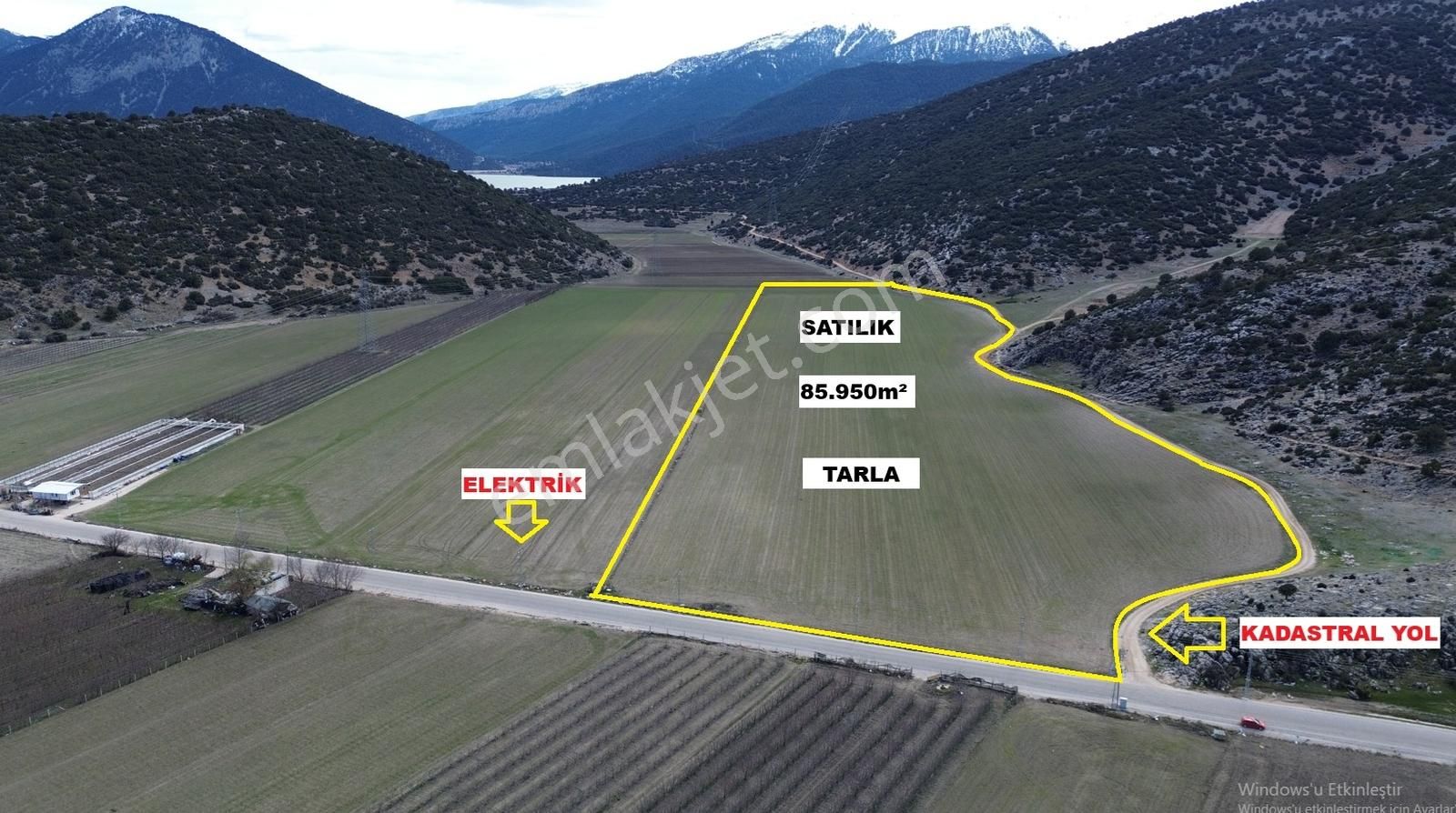 Vip Gayrimenkul'den Karamık Mah. Ana Yol Cepheli 85.950m² Tarla - Görsel 8