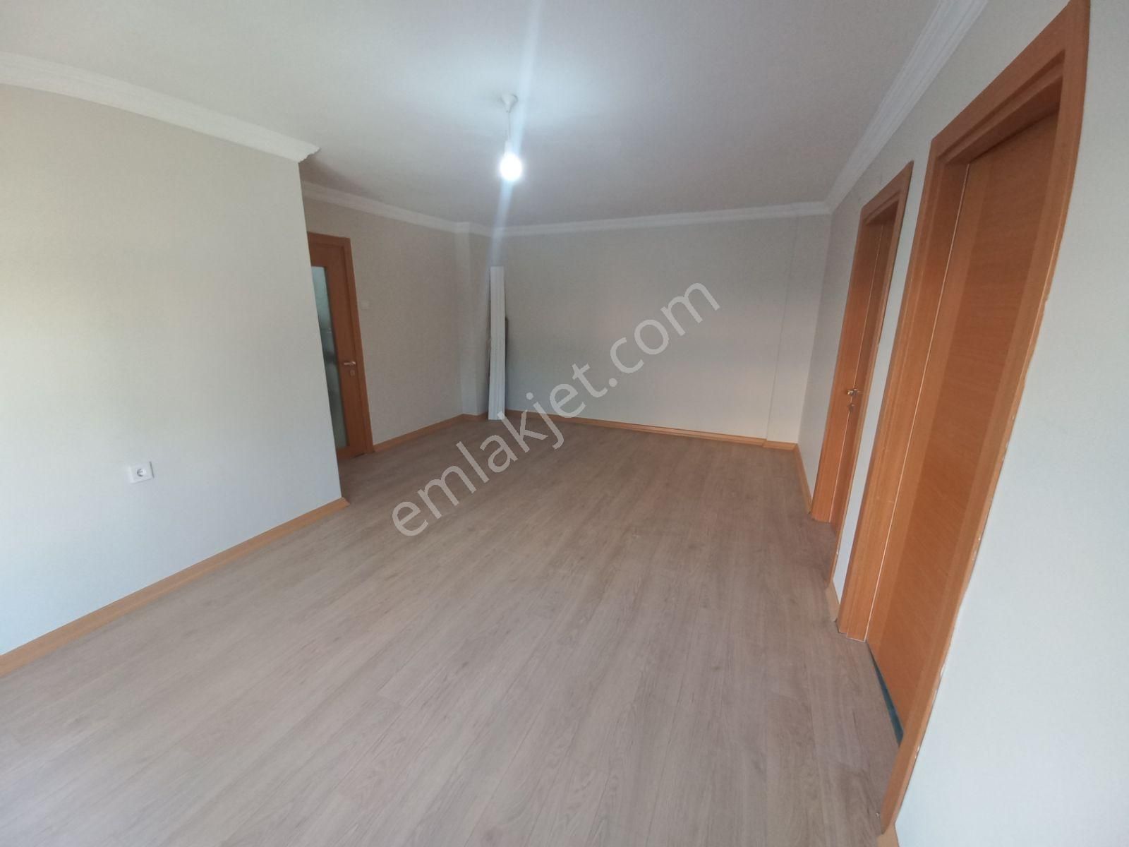 Kanaat'ten Perçem Sok.katta 3+1 Yapılı Daire - Görsel 2