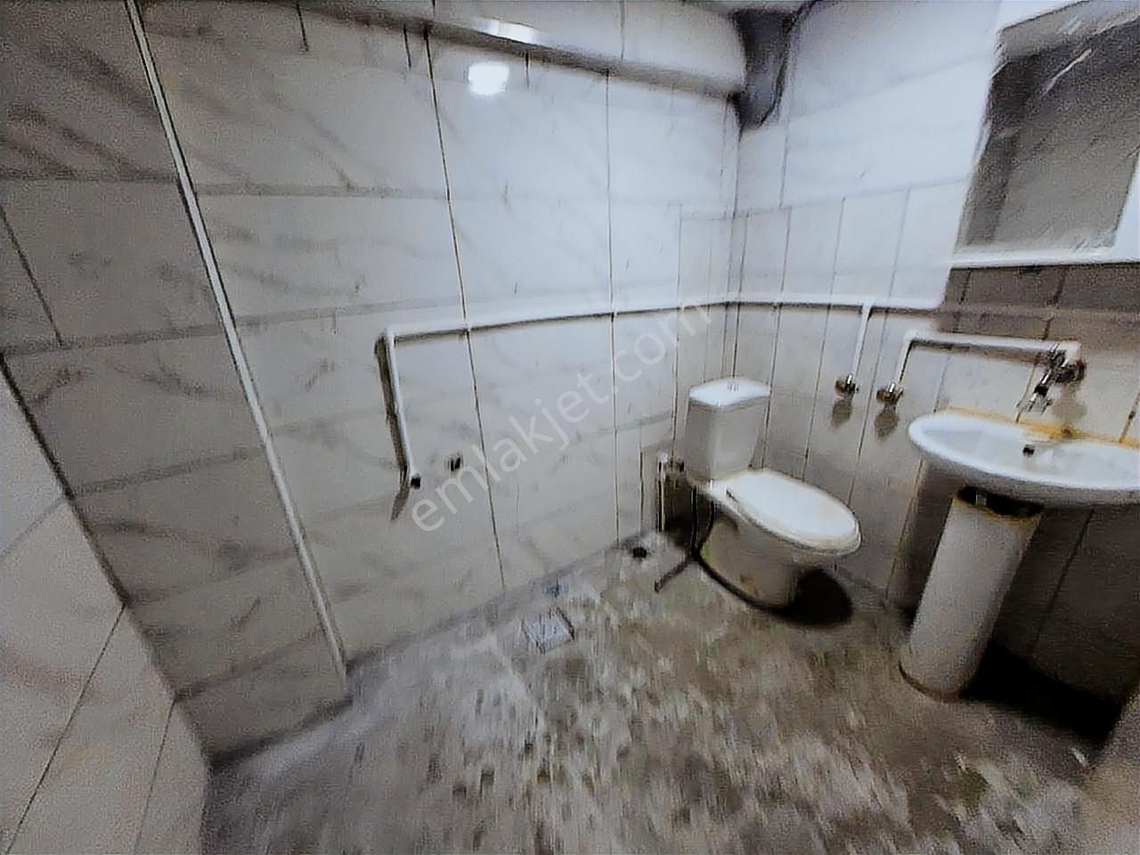 Ümraniye Merkezde Her İşe Uygun Ofis - Görsel 13