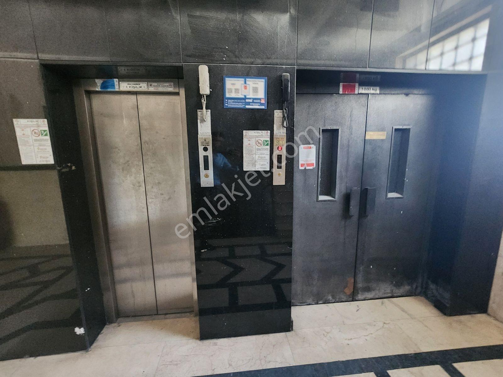 Sulyapıdan 5250 M2 Müstakil İskanlı Komple Bina - Görsel 6
