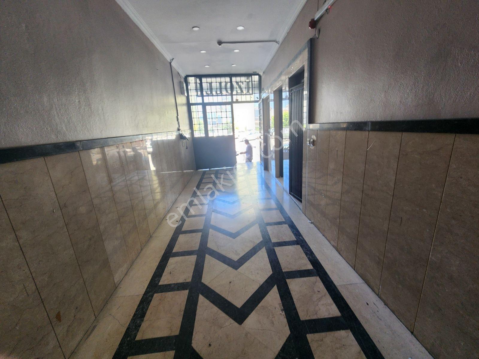 Sulyapıdan 5250 M2 Müstakil İskanlı Komple Bina - Görsel 5