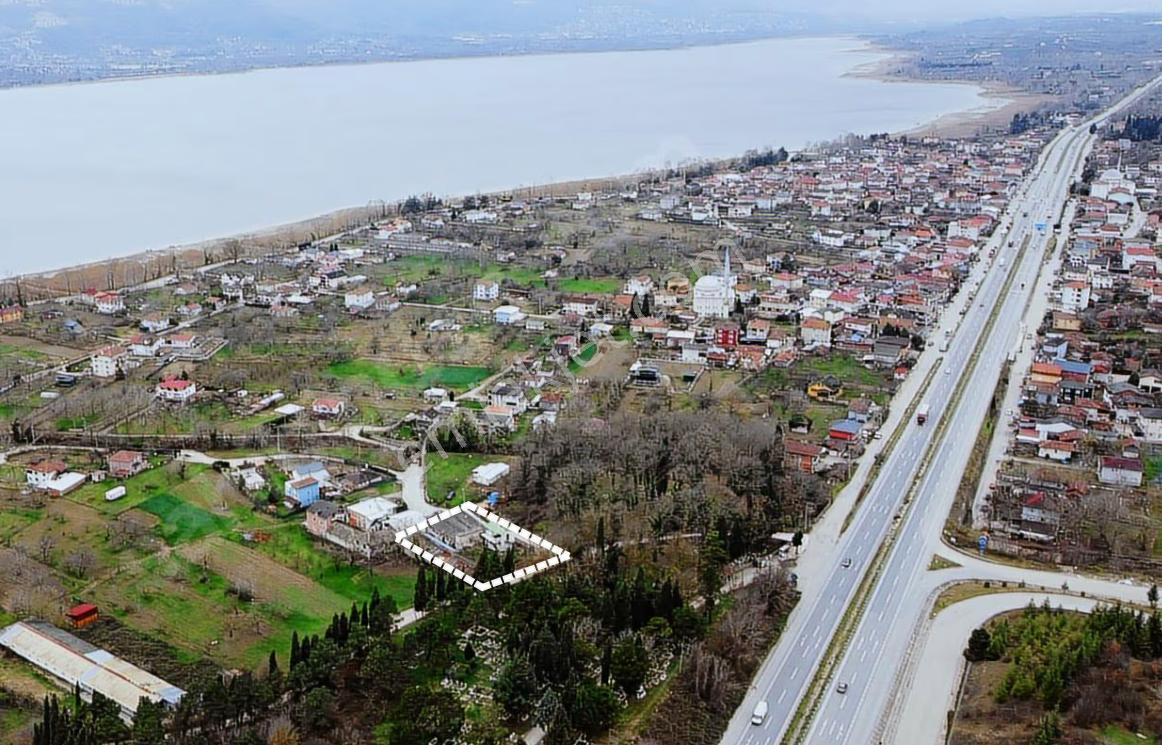 Kartepe Eşmede Göl Manzaralı 800 M2 Kapalı Alanlı Satılık Arazi - Görsel 12