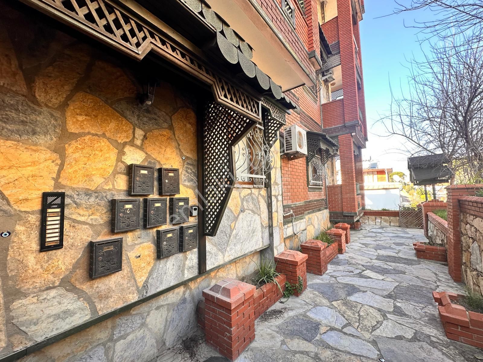 Kadınlar Denizine 150 Mt Mesafede Manzaralı 2+1 - Görsel 26