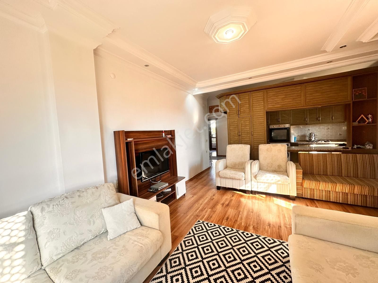 Kadınlar Denizine 150 Mt Mesafede Manzaralı 2+1 - Görsel 9