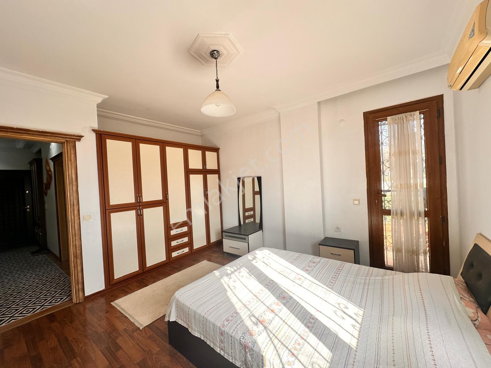 Kadınlar Denizine 150 Mt Mesafede Manzaralı 2+1 - Görsel 20