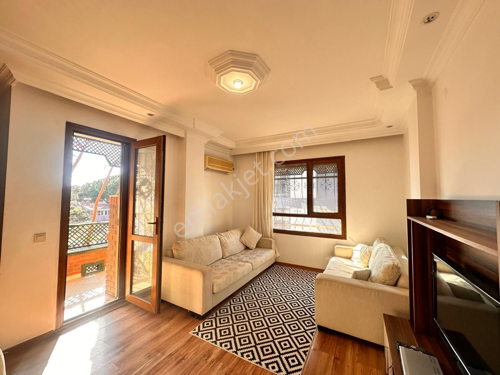 Kadınlar Denizine 150 Mt Mesafede Manzaralı 2+1 - Görsel 5