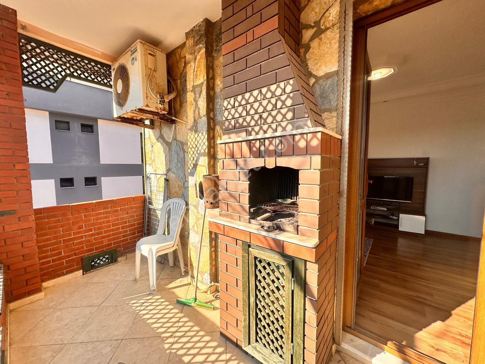 Kadınlar Denizine 150 Mt Mesafede Manzaralı 2+1 - Görsel 6