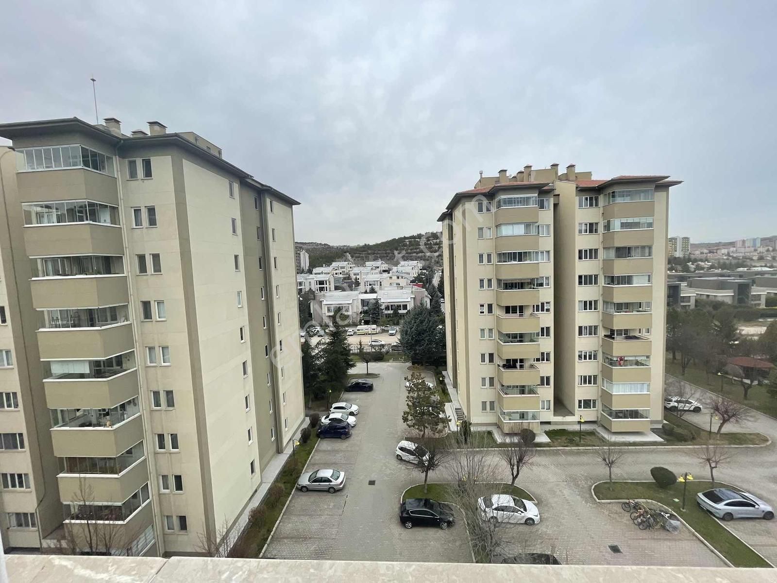 Turyap Tan Park Caddesinde Metiş Çayyolu'nda 2+1 Satılık Daire - Görsel 4