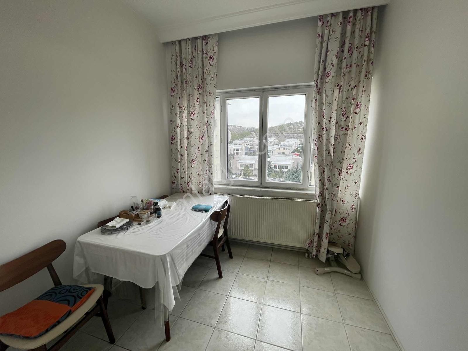 Turyap Tan Park Caddesinde Metiş Çayyolu'nda 2+1 Satılık Daire - Görsel 2