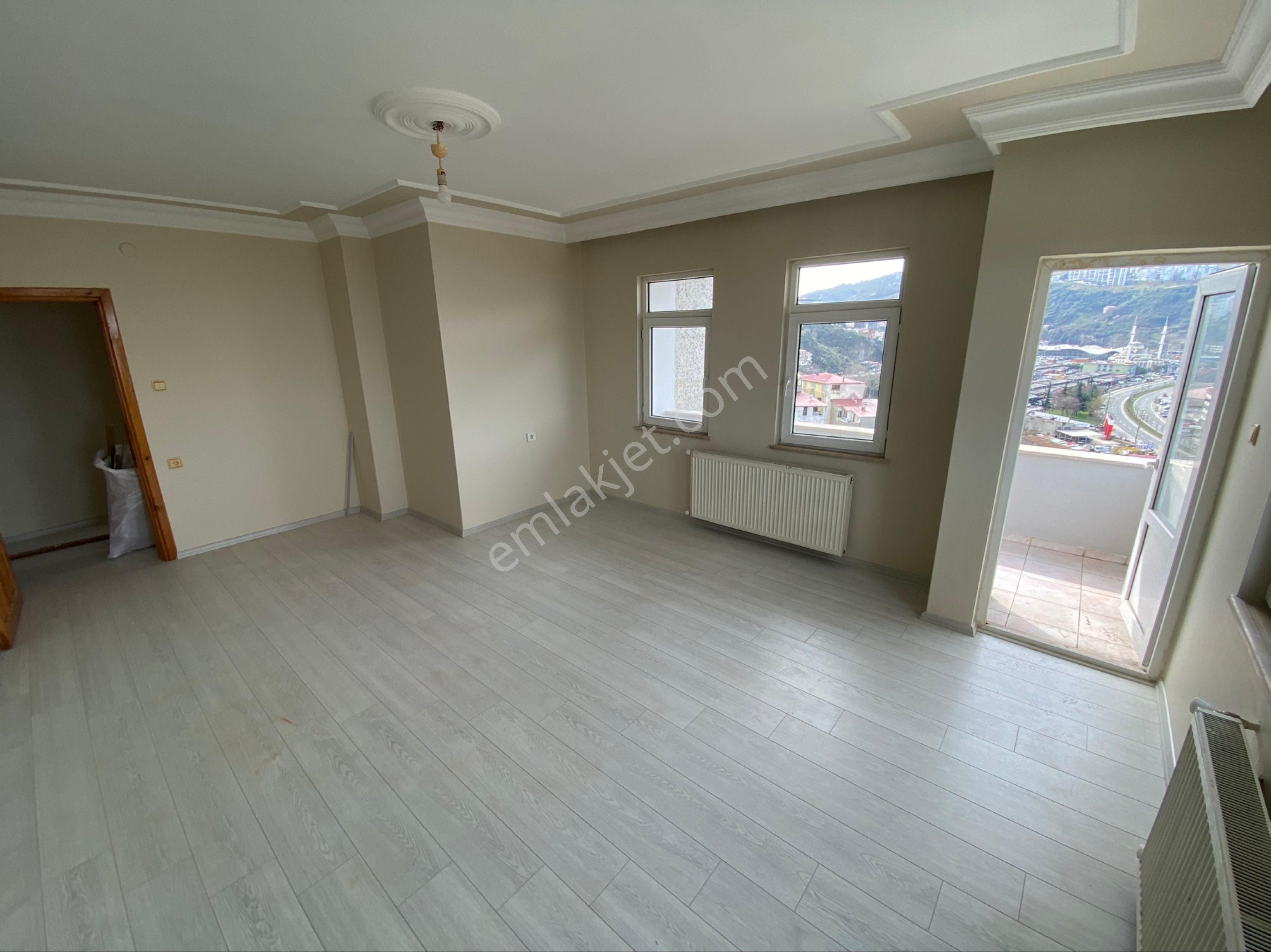 Merkez Kalkınma Mahallesi 3+1 Kiralık Ferah Edaire - Görsel 2