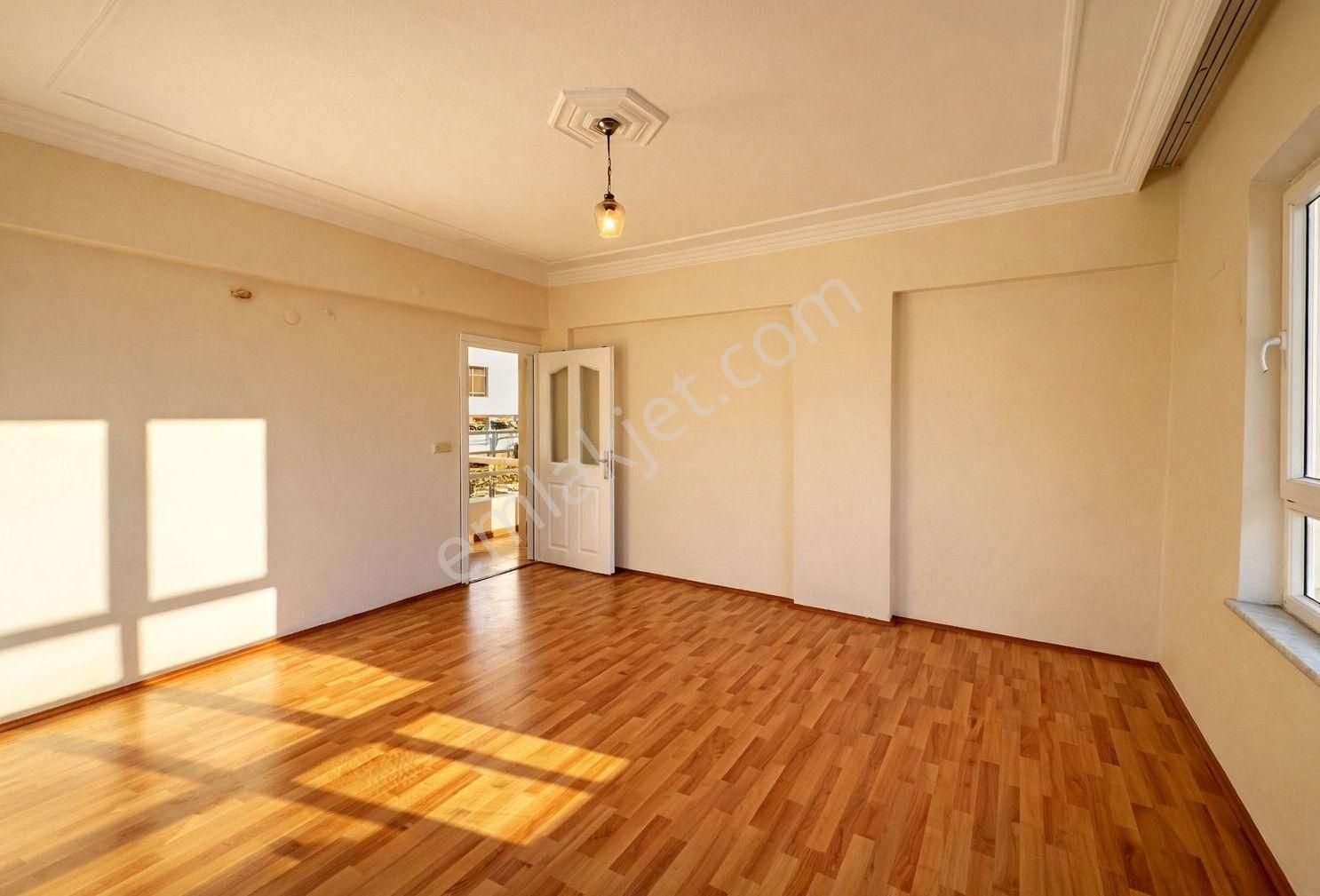 Alanya Güllerpınarı Mah.denize 100 Mt.satılık 3+1 Daire - Görsel 5