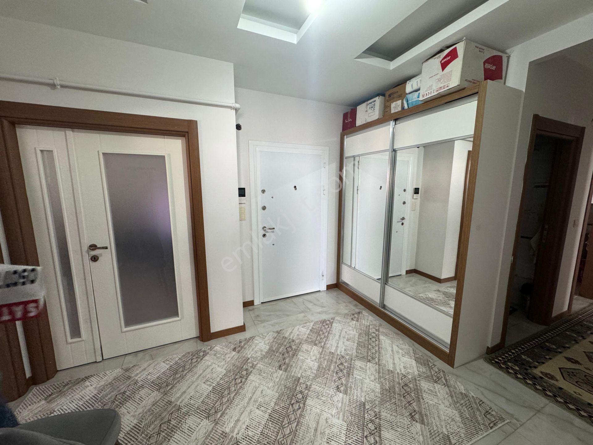 Serkent Ana Cadde Üstü Sıfır Ayarında 135m Kare Satılık Daire - Görsel 14