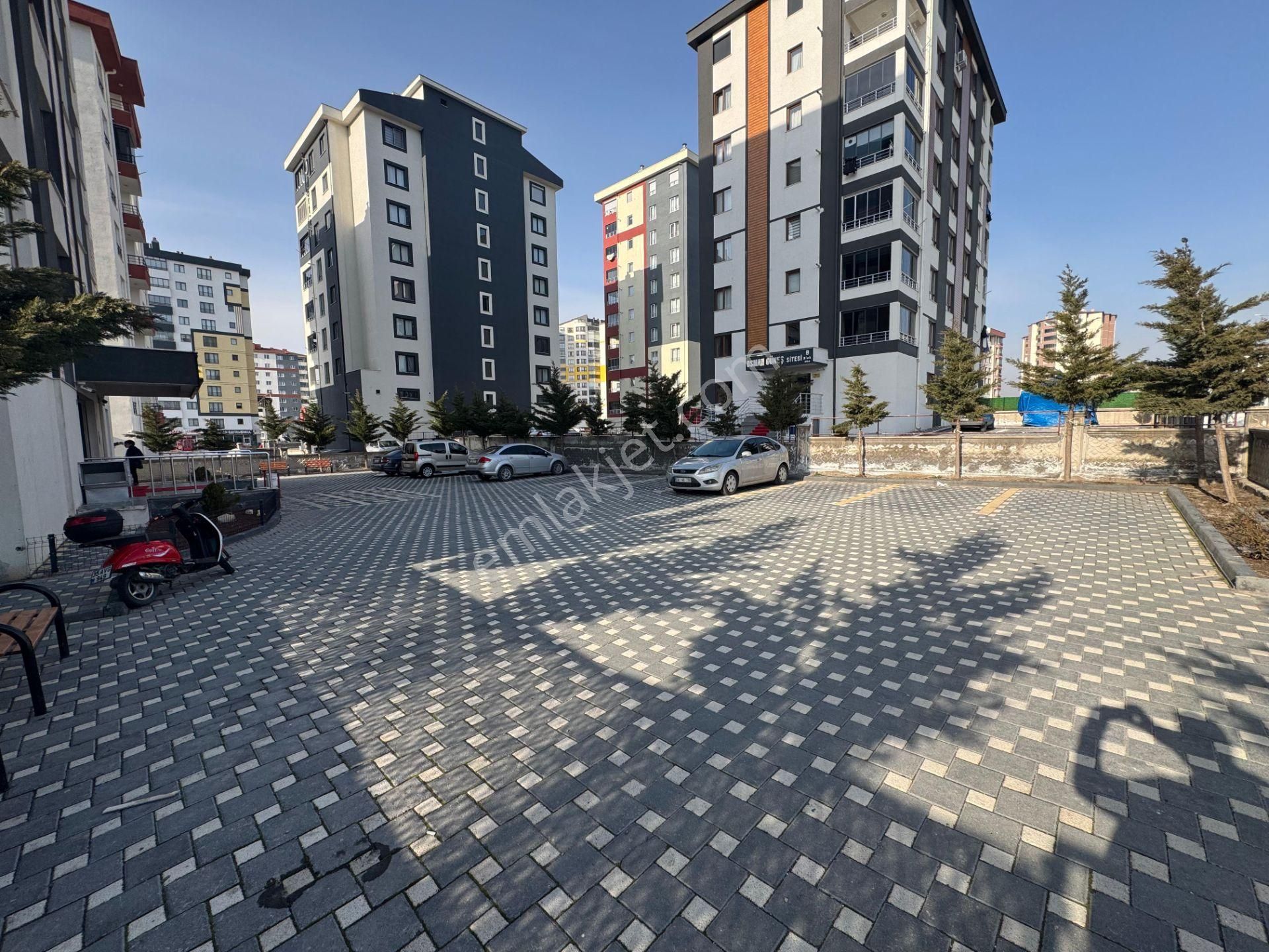 Serkent Ana Cadde Üstü Sıfır Ayarında 135m Kare Satılık Daire - Görsel 23