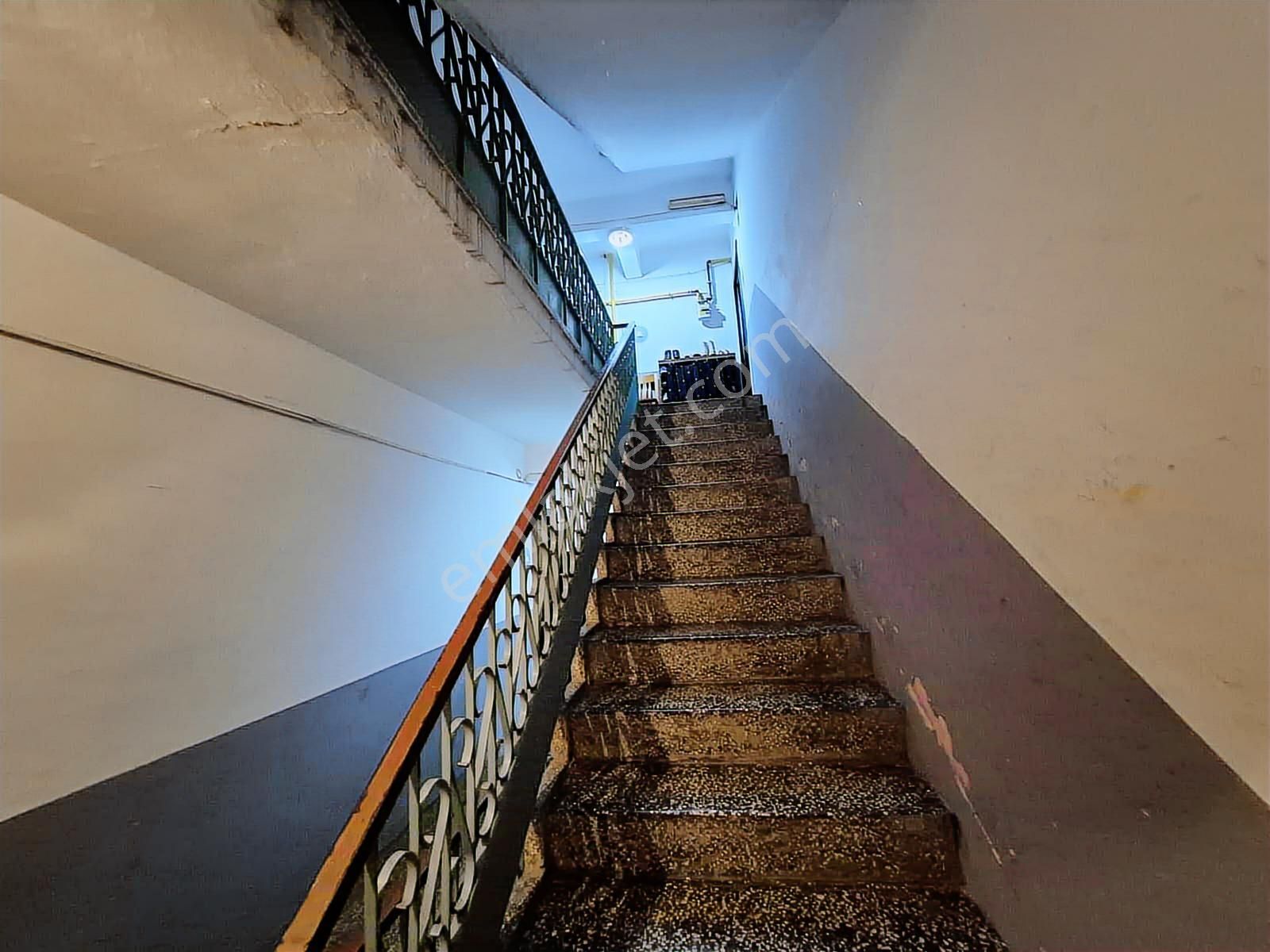 Reşadiye Mah. Merkezi Konumda, Cadde Üzeri Satılık 3+1 Daire - Görsel 9