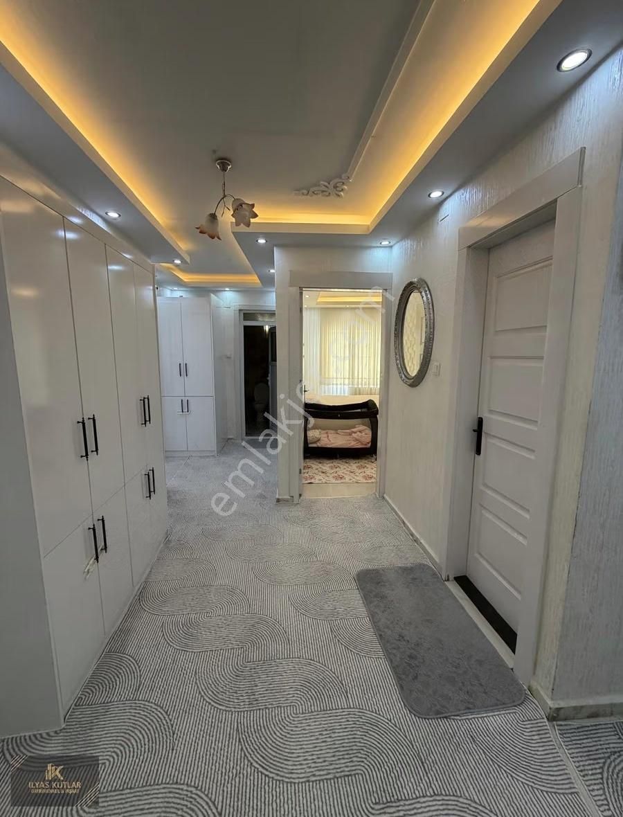 İstiklal Mhl Ana Cadde Üzeri 3+1 165 M2 Satılık Daire - Görsel 5