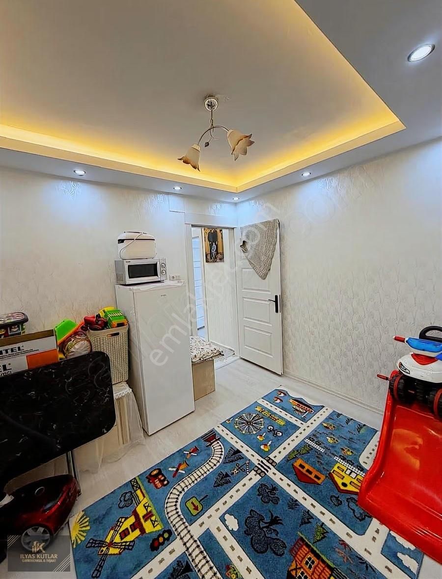 İstiklal Mhl Ana Cadde Üzeri 3+1 165 M2 Satılık Daire - Görsel 2