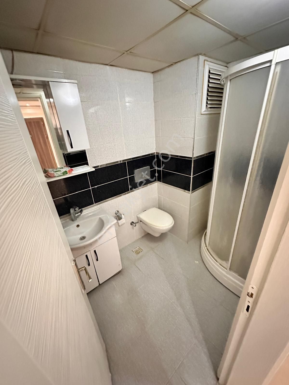 Sırakapılar Mevkisinde 1+1 Kiralık Apart - Görsel 2