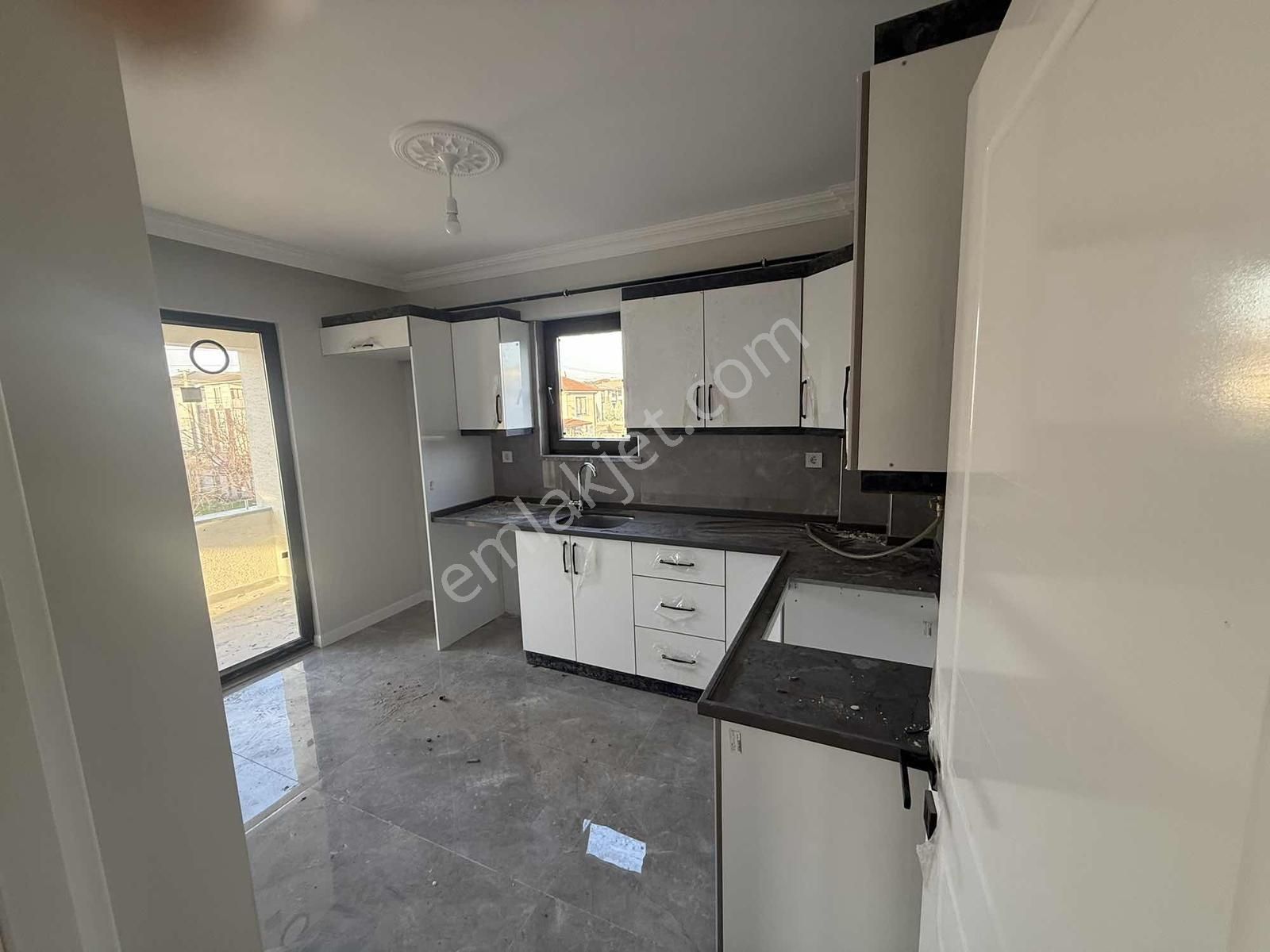 Yön Group'tan Ömercikler Mh Satılık 2+1 Daire - Görsel 5