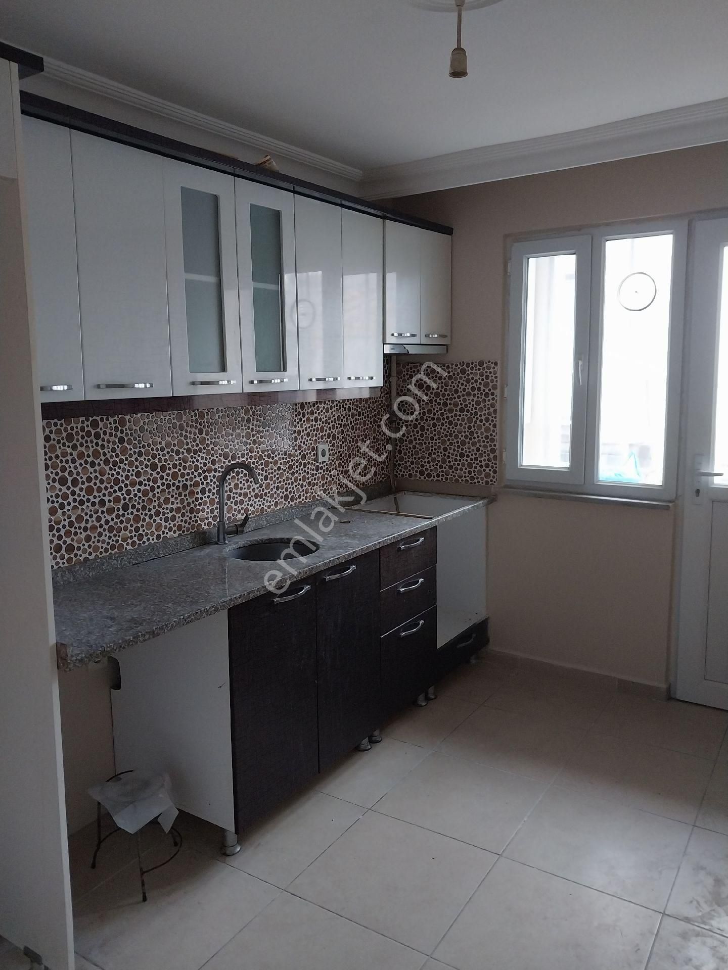 Tekirdağ Süleymanpaşa Gayrimenkulden Satılık Daire 3+1 Çınarlı Mah 2kat Dogalgazli Asansörlü