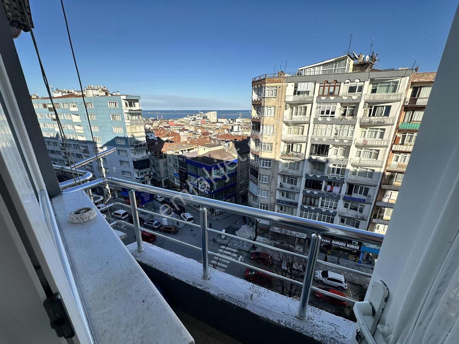 Karadeniz Emlak'tan 100.yıl Bulvarına Cephe 2+1 Satılık Daire - Görsel 16