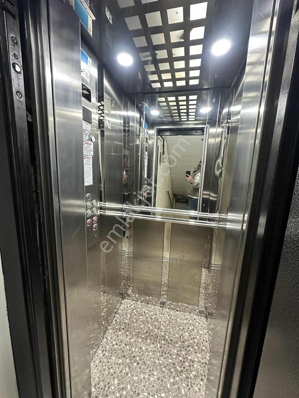 Karadeniz Emlak'tan 100.yıl Bulvarına Cephe 2+1 Satılık Daire - Görsel 20