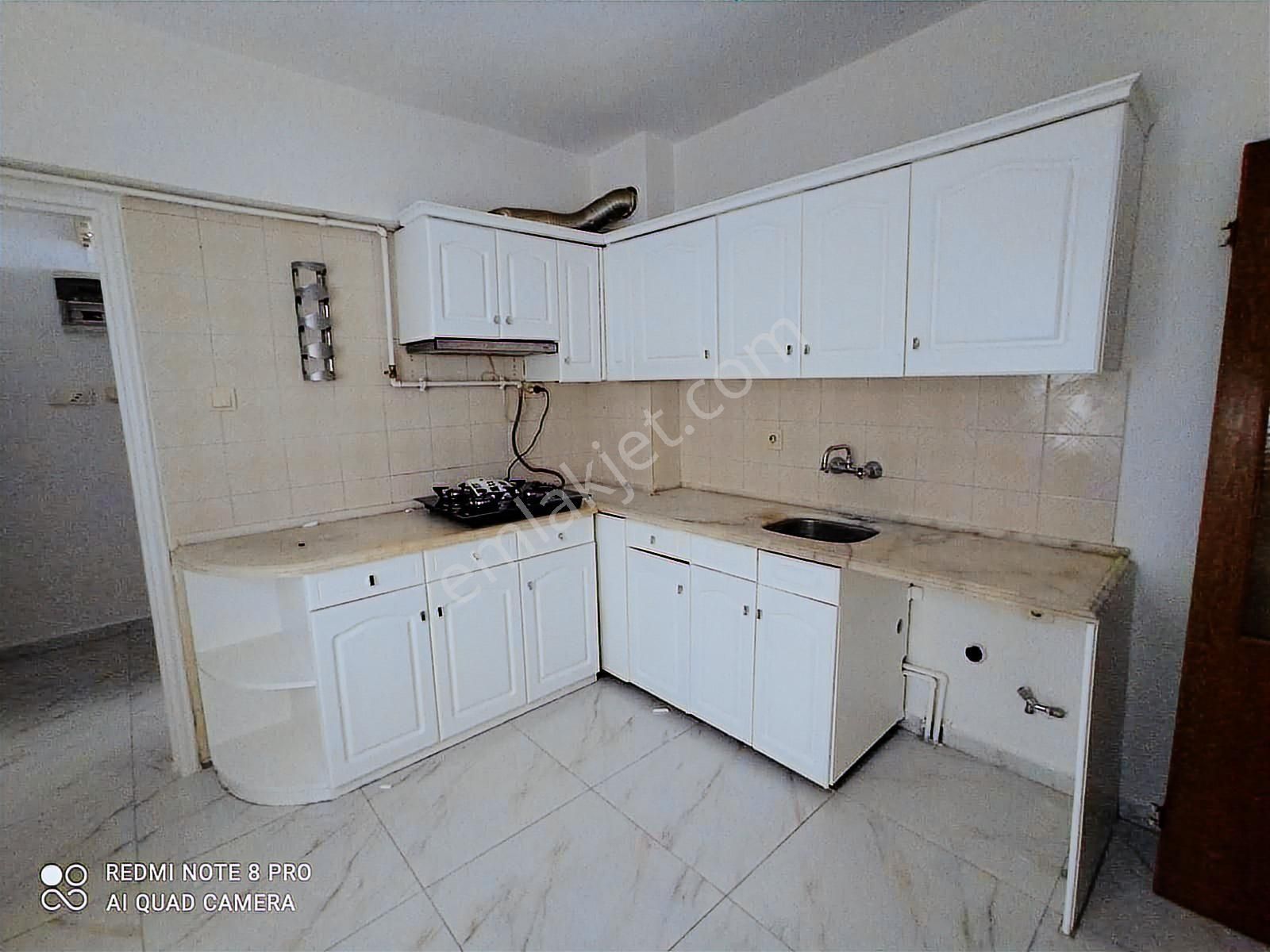 Amerikan Kolej Karşı Sok 160 M2 Otopark Doğalgaz Ebeveyn Banyo - Görsel 31