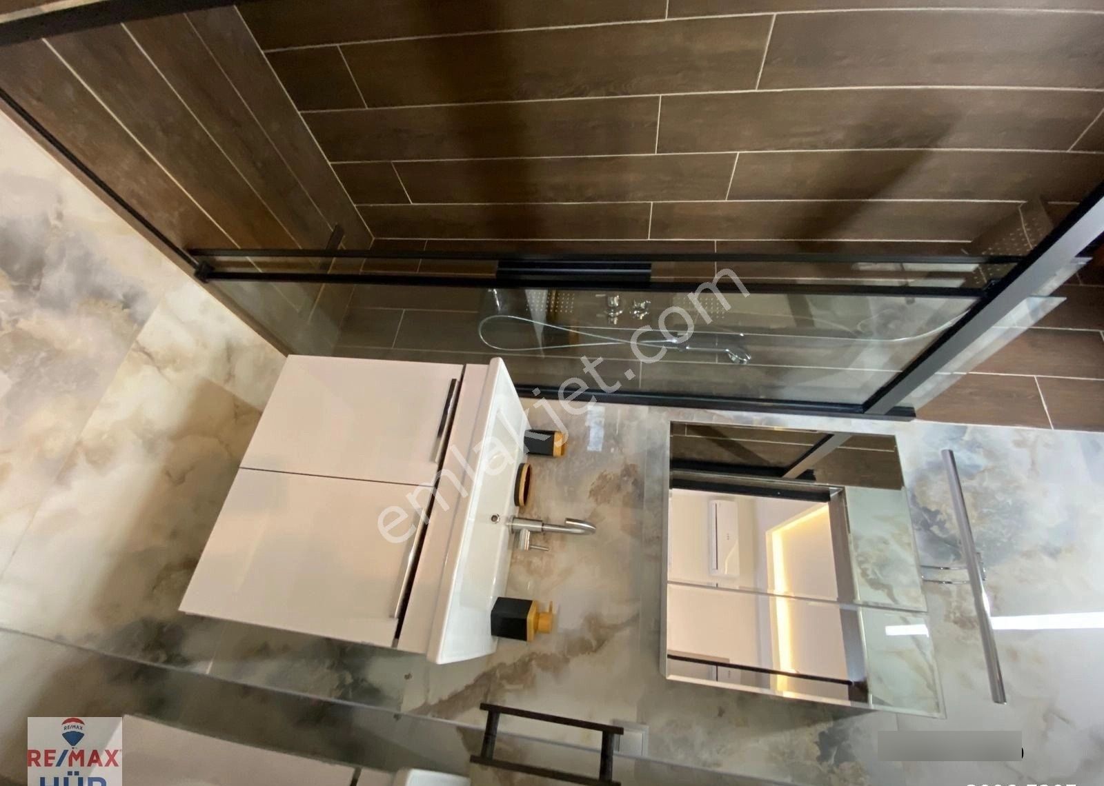 Ömer İnan Remax Hür Göl Mah. 4+1 Satılık Havuzlu Villa - Görsel 27