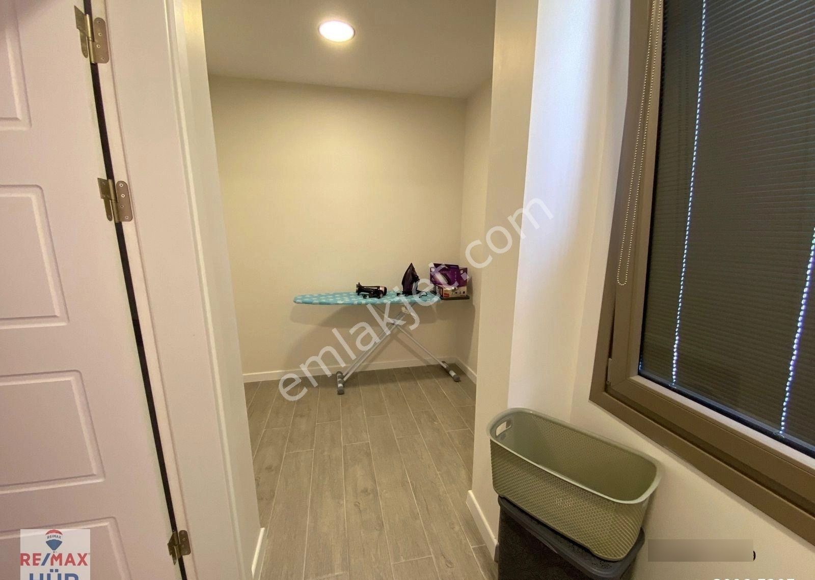Ömer İnan Remax Hür Göl Mah. 4+1 Satılık Havuzlu Villa - Görsel 18