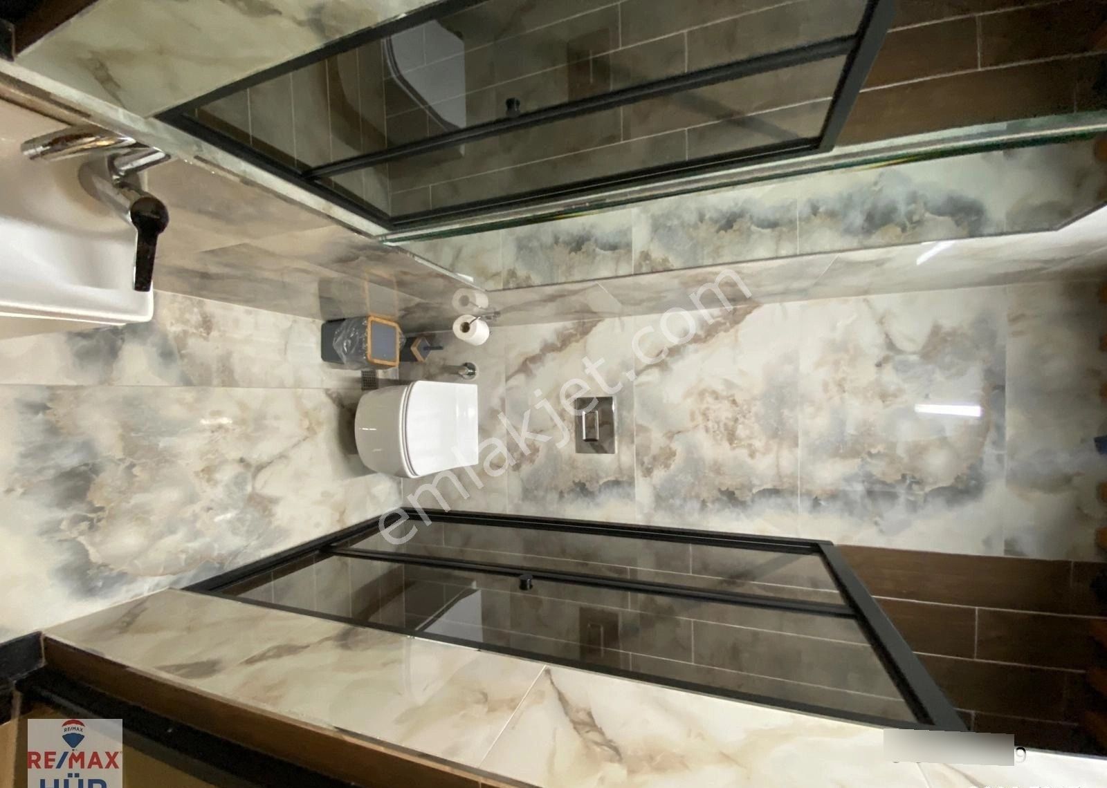 Ömer İnan Remax Hür Göl Mah. 4+1 Satılık Havuzlu Villa - Görsel 19