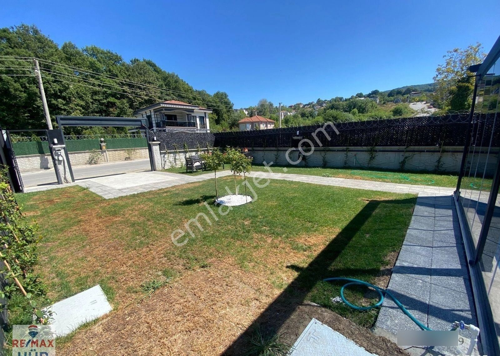 Ömer İnan Remax Hür Göl Mah. 4+1 Satılık Havuzlu Villa - Görsel 22